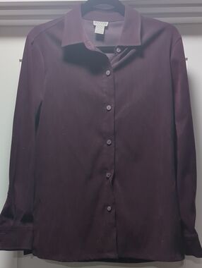 Allison Taylor Women's Plum Button-Down Shirt